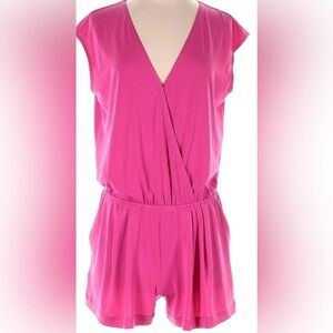 BCBGeneration Sleeveless Surplice V-neck Romper ZB4